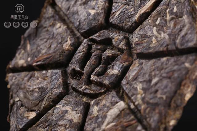 寶璽者何?天子所配曰璽