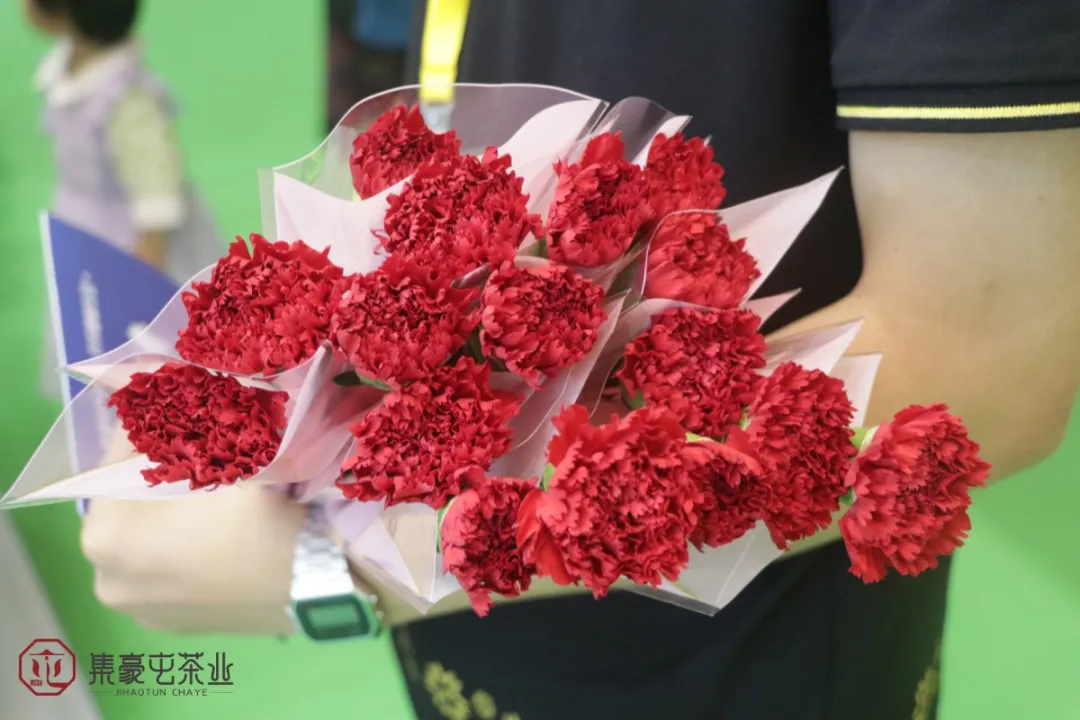 母親節，讓我們以茶敬愛